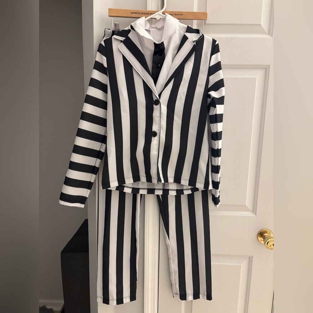 Beetlejuice Costume Size Kids XLarge